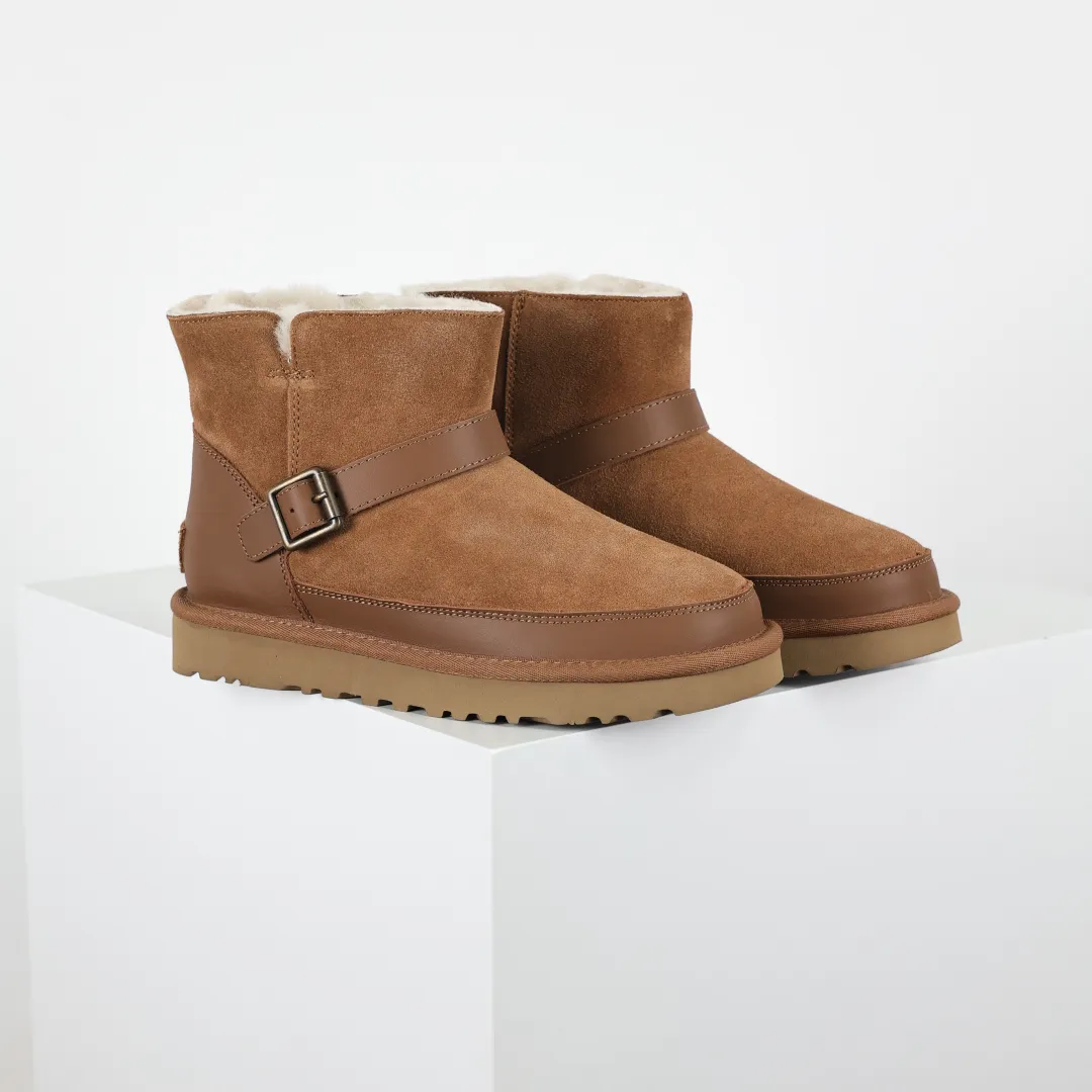 Copywriting price 💰600 The core recommendation is good price. The platform’s foreign trade is exclusively for UGG Classic women’s snow boots 1174512. Produced by the ten-year-old brand shoemaking factory production line. Pay attention to every detail. Longfeng A-grade genuine sheep fur is integrated. It is built in full compliance with the ZP process. Size: 35 36 37 38 39 40